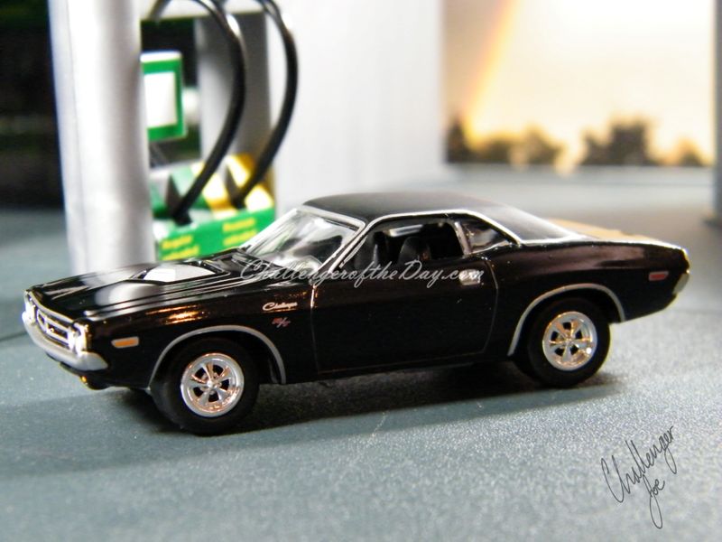 1971 RT/340 Johnny Lightning 2004 Release - Challenger of the Day